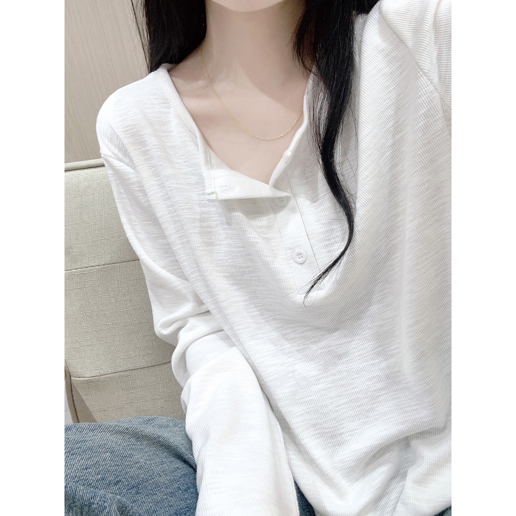 白色竹节棉圆领长袖T恤女秋季新款宽松休闲百搭慵懒风半开领上衣