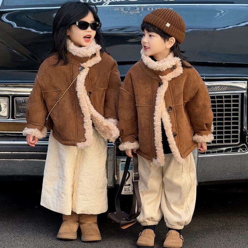 儿童加绒外套2025秋冬款新款男女童麂皮绒上衣加厚一体绒宝宝冬装