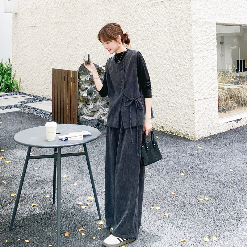 高级感通勤风马甲打底衫阔腿裤2025春秋新款复古小众轻熟风三件套