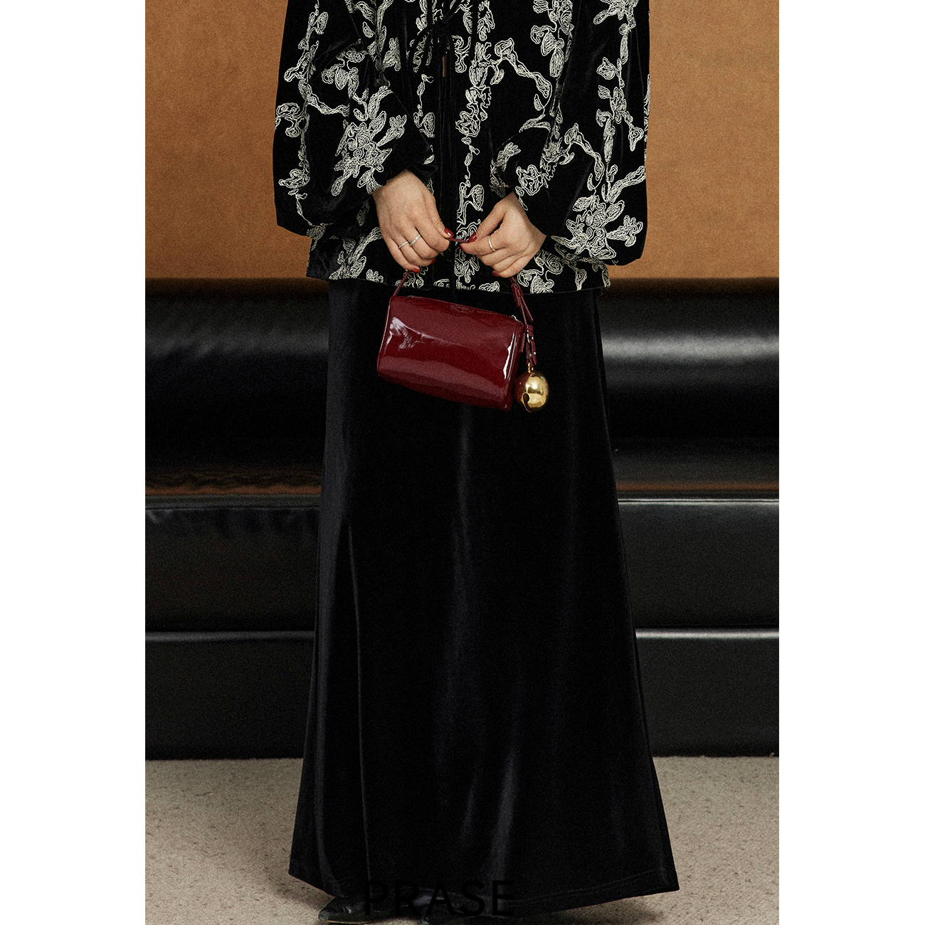 PRASE·噜【绒光流韵】微胖轻奢设计款春女松紧腰丝绒半身裙PR502C19