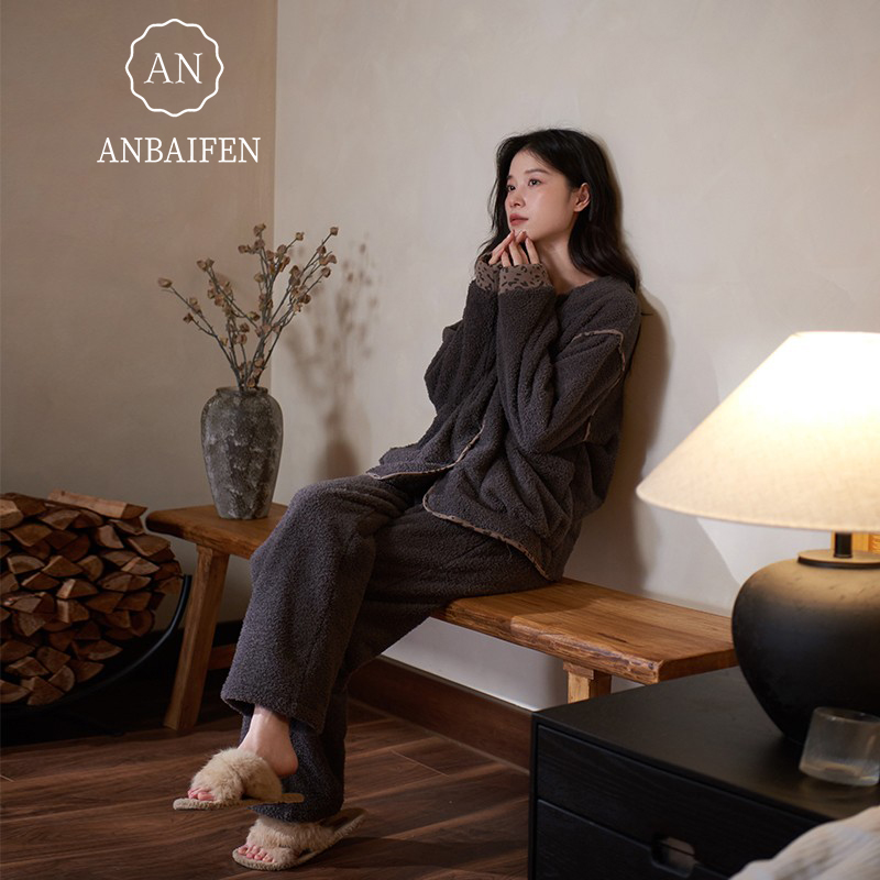 黛帕美睡衣女秋冬款半边绒加厚保暖套装软绵绵珊瑚绒家居服可外穿