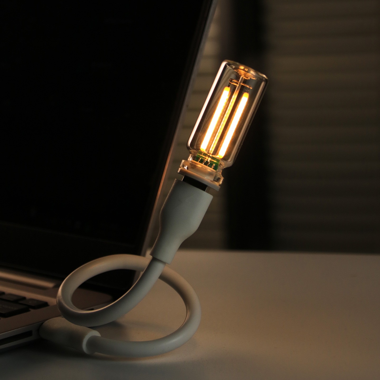 usb玻璃瓶陶瓷led灯丝小夜灯氛围灯酷毙灯插电款桌面电脑桌汽车灯