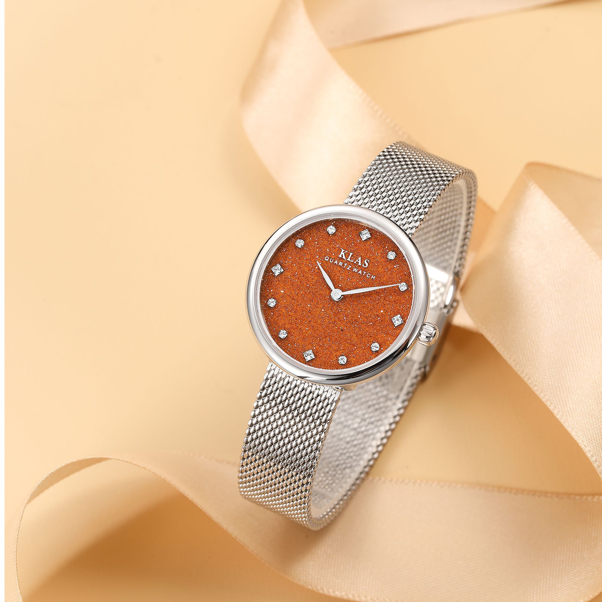 石英女表时尚镶钻设计潮流手表防水腕表轻奢