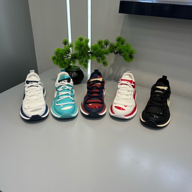 早秋新款皮面拼接低帮舒适时尚男款运动休闲鞋阿甘鞋户外鞋潮鞋