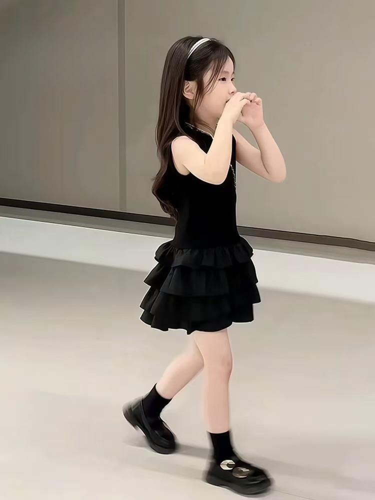 女童蛋糕裙夏季2025新款儿童气质连衣裙夏装洋气黑色无袖背心裙子