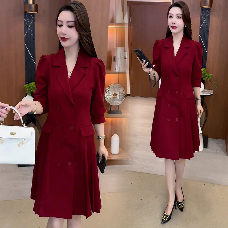 时尚连衣裙女2025秋季新款洋气显瘦西装领中长款减龄气质百褶裙子