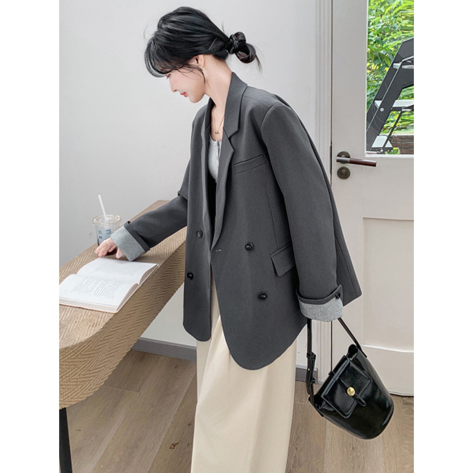 休闲西装夹克，可及的奢华和高端2025秋季新款双排扣多功能小西装