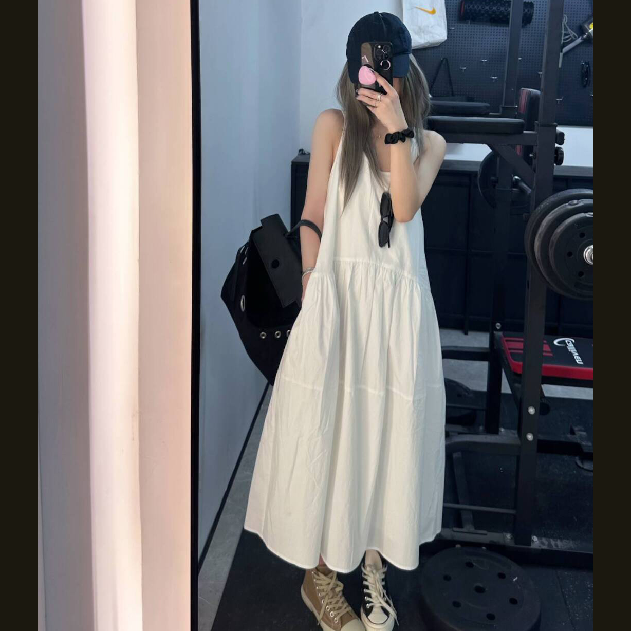 Miss sumeyY3747自制松弛感白色u领遛弯背心裙休闲宽松显瘦a字裙