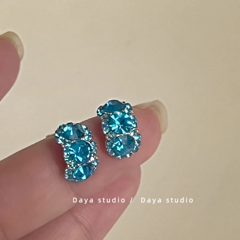 铜合金耳饰 冰川蓝色钻耳钉女气质简约C形高级感耳环冷淡风耳饰潮