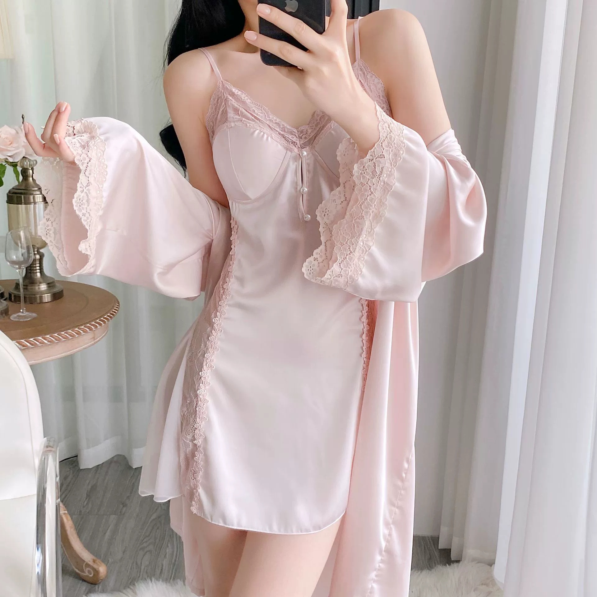 【念念不忘】2025性感睡衣女春夏款性感固定杯冰丝蕾丝吊带睡袍套装