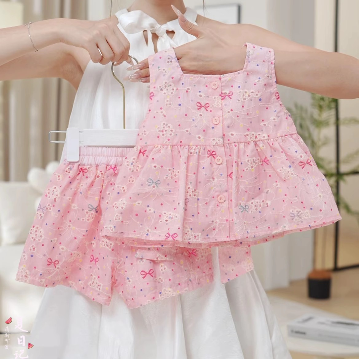 女童套装夏装2025新款洋气时髦儿童夏季宝宝吊带背心短裤子
