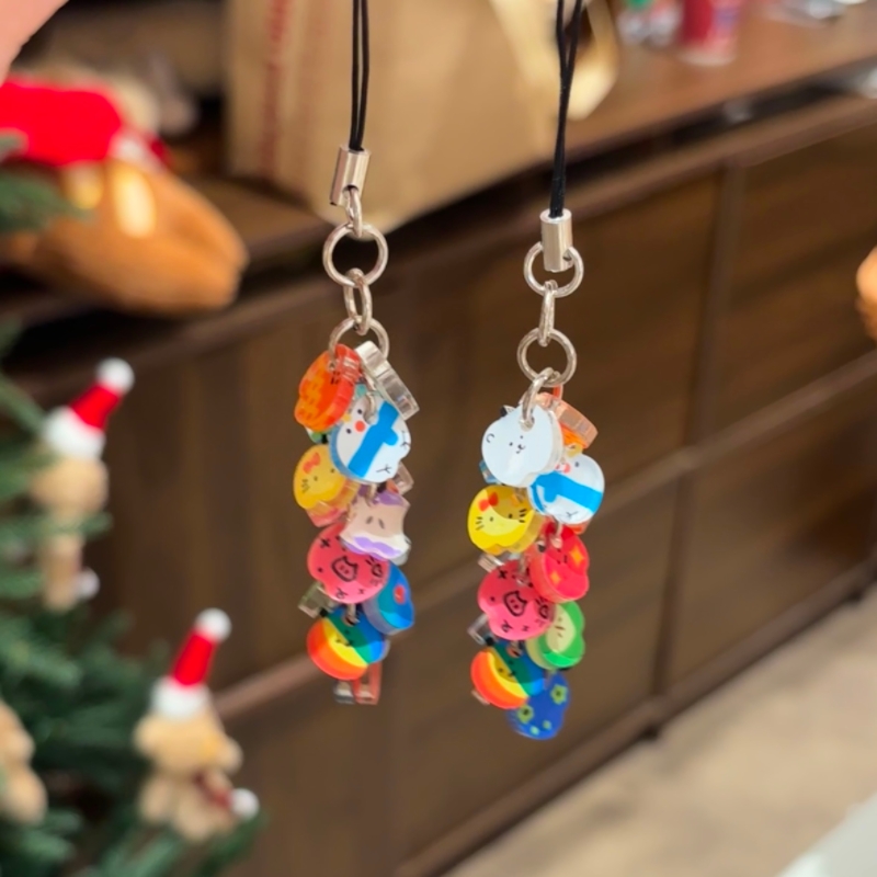 可爱多巴胺苹果纽扣挂件ins创意挂件亚克力钥匙扣送朋友手机链