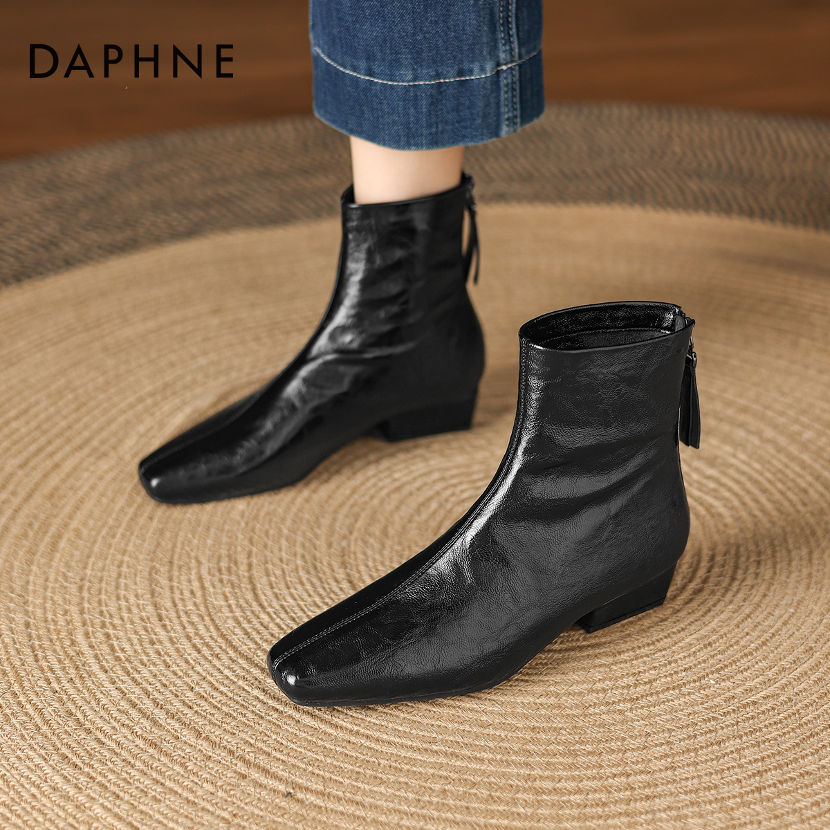 达芙妮时尚靴2025瘦瘦秋冬马丁靴弹力英伦瘦瘦切尔西靴粗高跟短靴