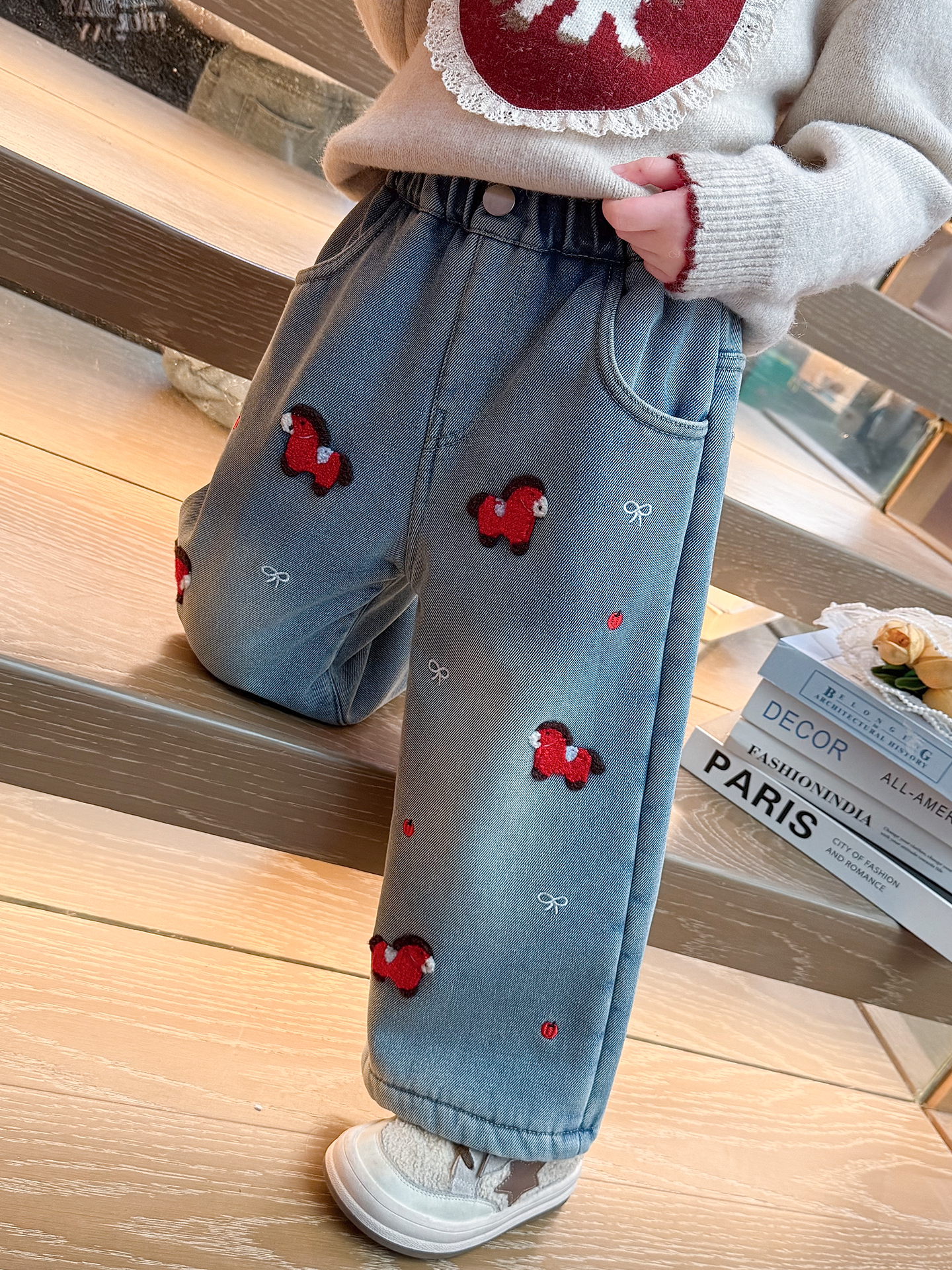 裤子女童加绒牛仔裤冬季2025新款洋气儿童加厚冬装小童宝宝阔腿裤