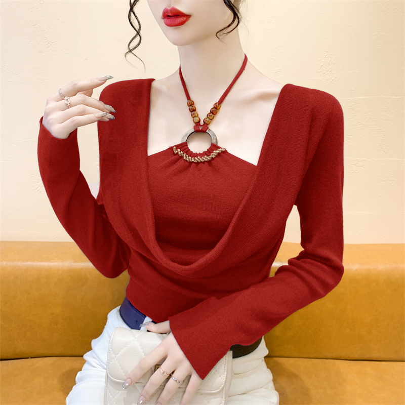 纯欲风辣妹长袖女钉珠洋气时尚上衣红色显瘦软糯针织打底毛衣秋冬