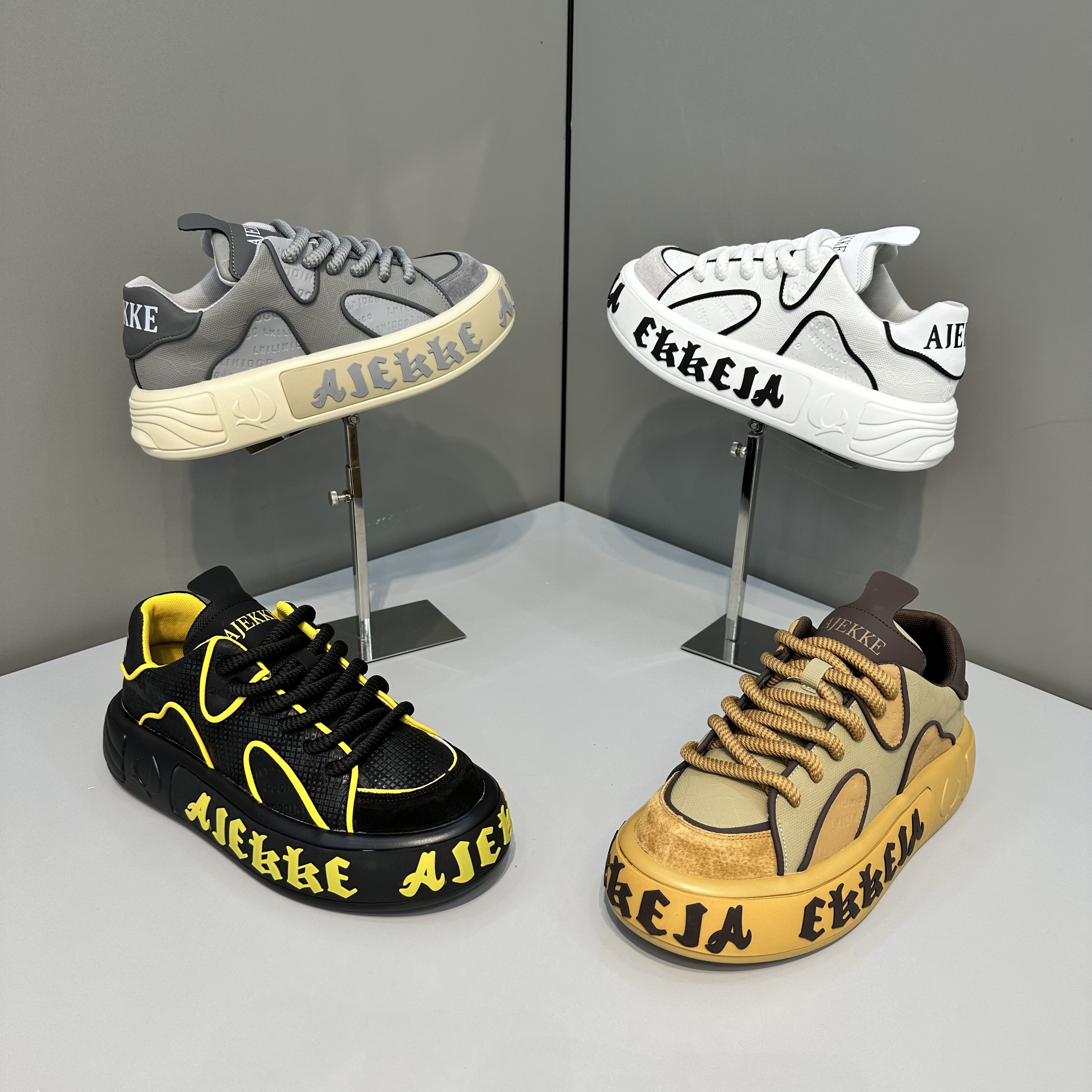 欧洲站潮牌男士新款小众百搭青春休闲舒适厚底印花潮鞋（皮鞋尺码）