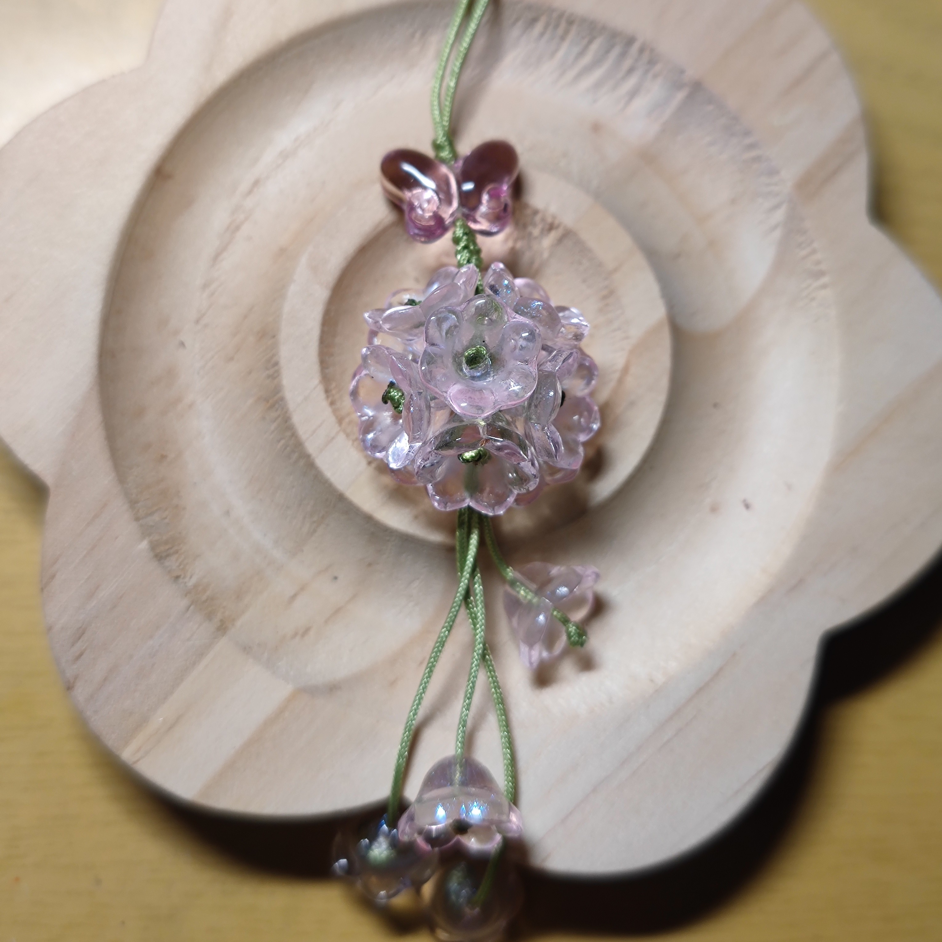 纯手工制作铃兰花转运球挂件，本店凑够三十包邮，可联系客服自选