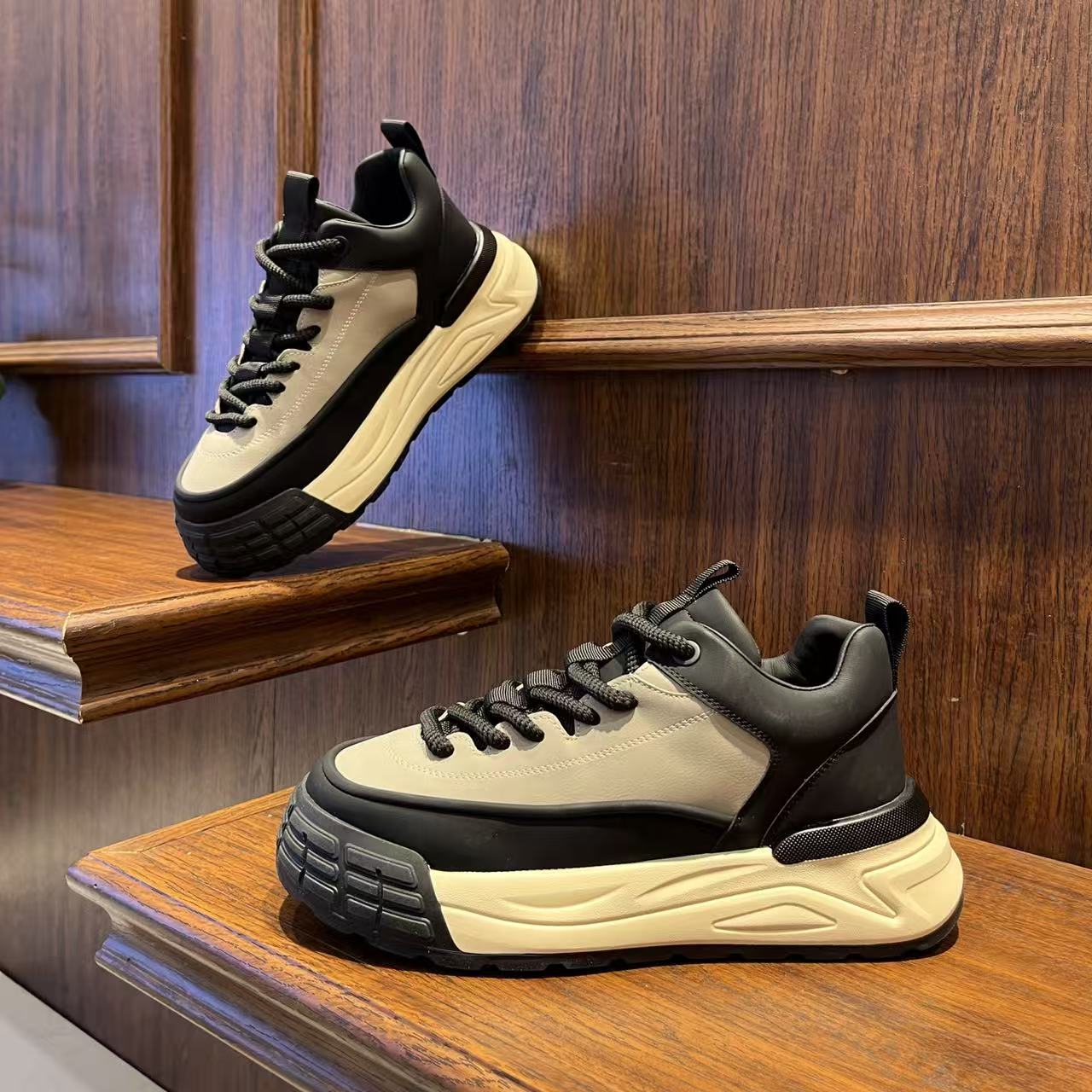 男鞋2025复古百搭秋冬季厚底时尚休闲鞋低帮系带保暖潮流男生鞋子