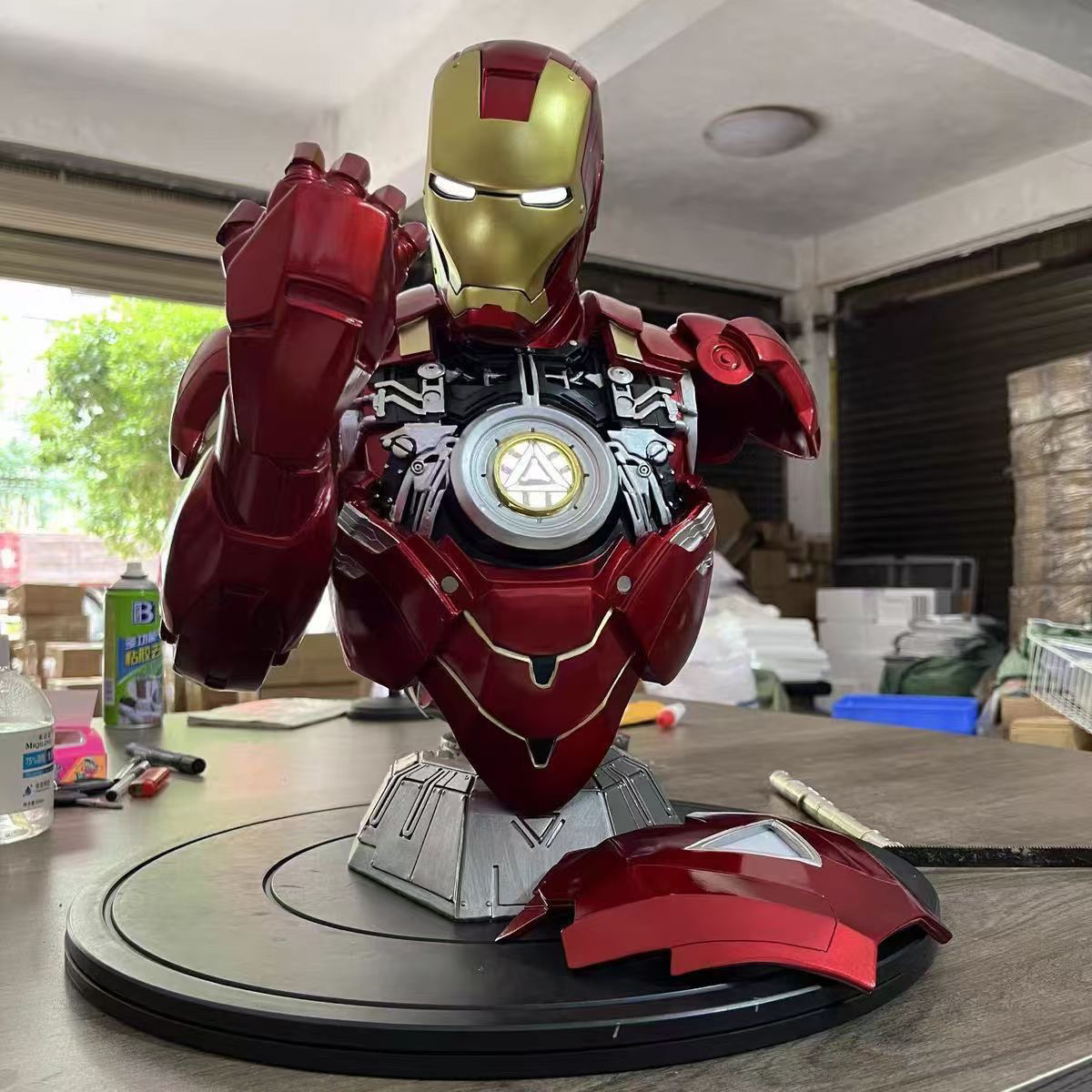 钢铁侠爆甲亮灯磁吸拆卸手办ironman1:2钢铁侠钢铁侠1:1模型