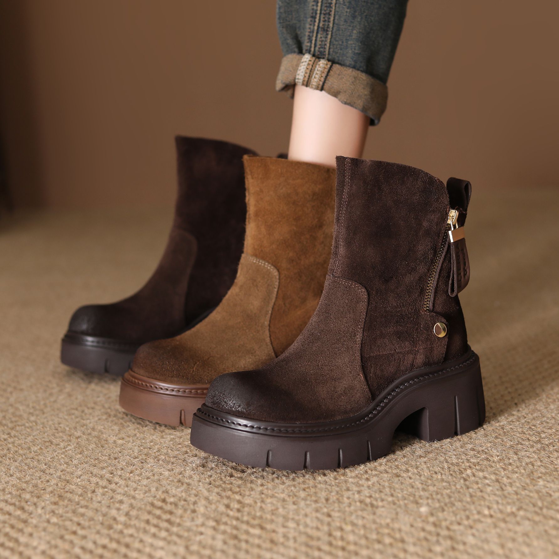 磨砂牛皮马丁靴女粗跟高跟2025新款秋季时尚厚底短靴子真皮显脚长