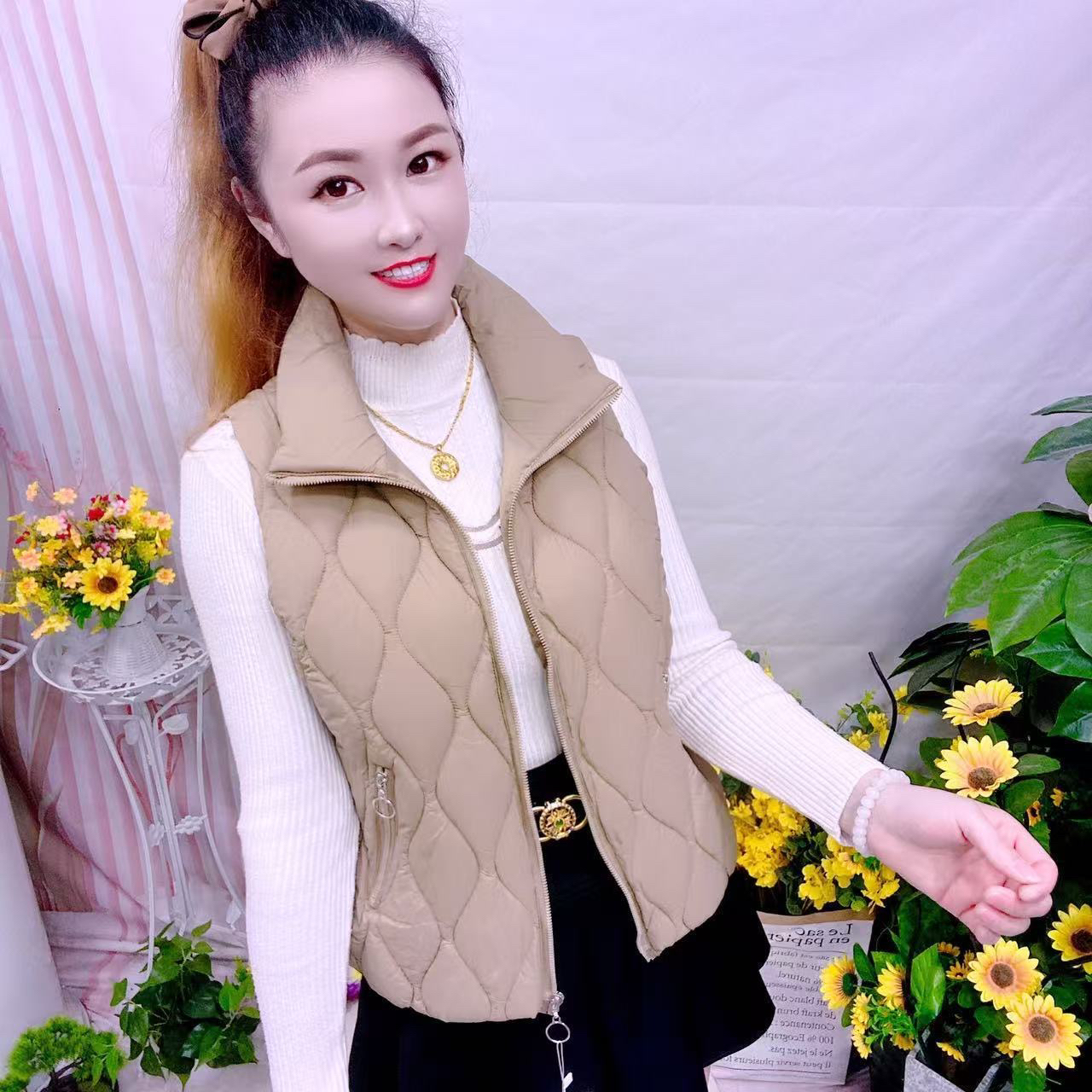 韩系立领针织马甲女秋冬宽松显瘦百搭短款外穿坎肩马夹