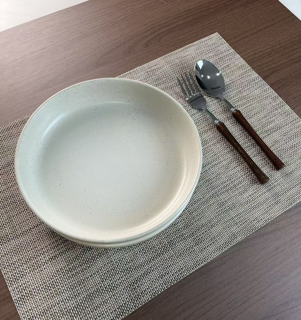 【柚一】8.5英寸家用简约墨点盘子大盘简约北欧Ins风圆形日式圆盘