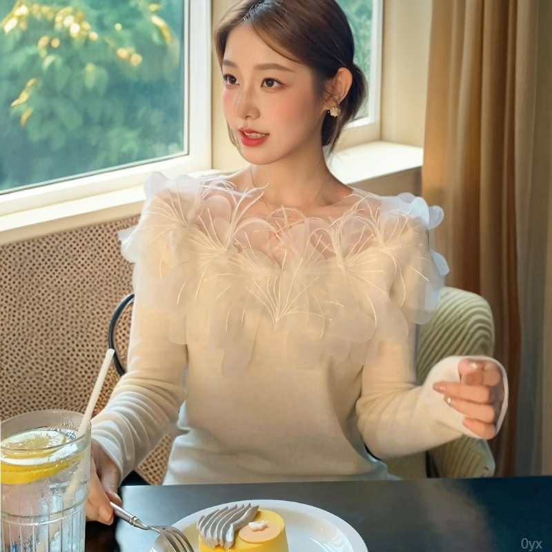 立体法式花边温柔风秋季新款毛衣女2025一字肩白色修身长袖针织衫