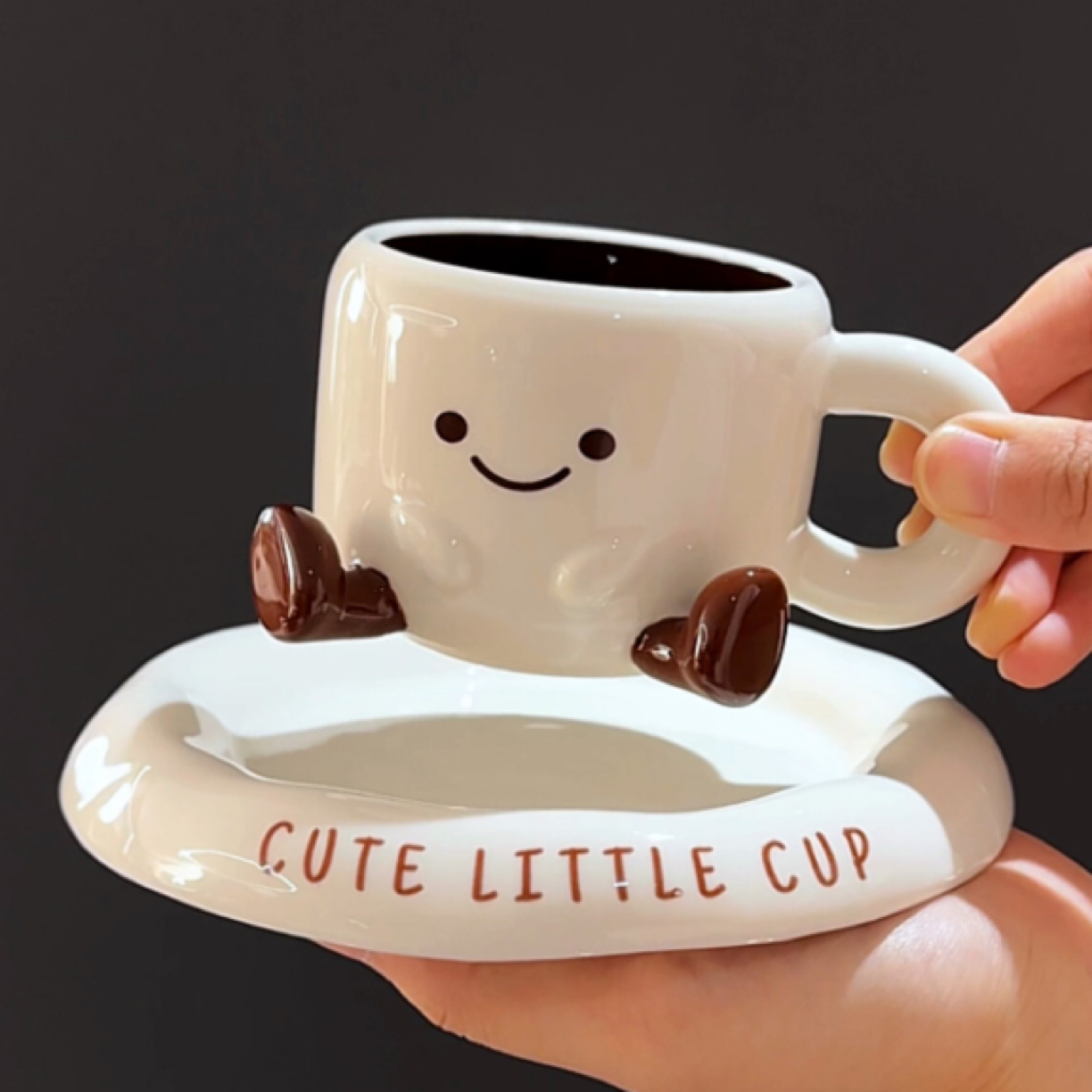 MOMO可爱卡通陶瓷咖啡杯碟高颜值马克杯家用情侣喝水早餐杯SW