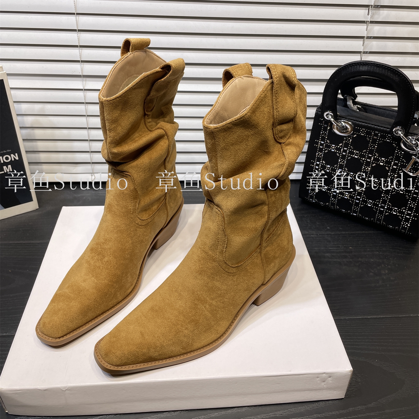 赵露思同款粗跟尖头堆堆靴短靴子女高跟复古西部骑士靴V口长靴