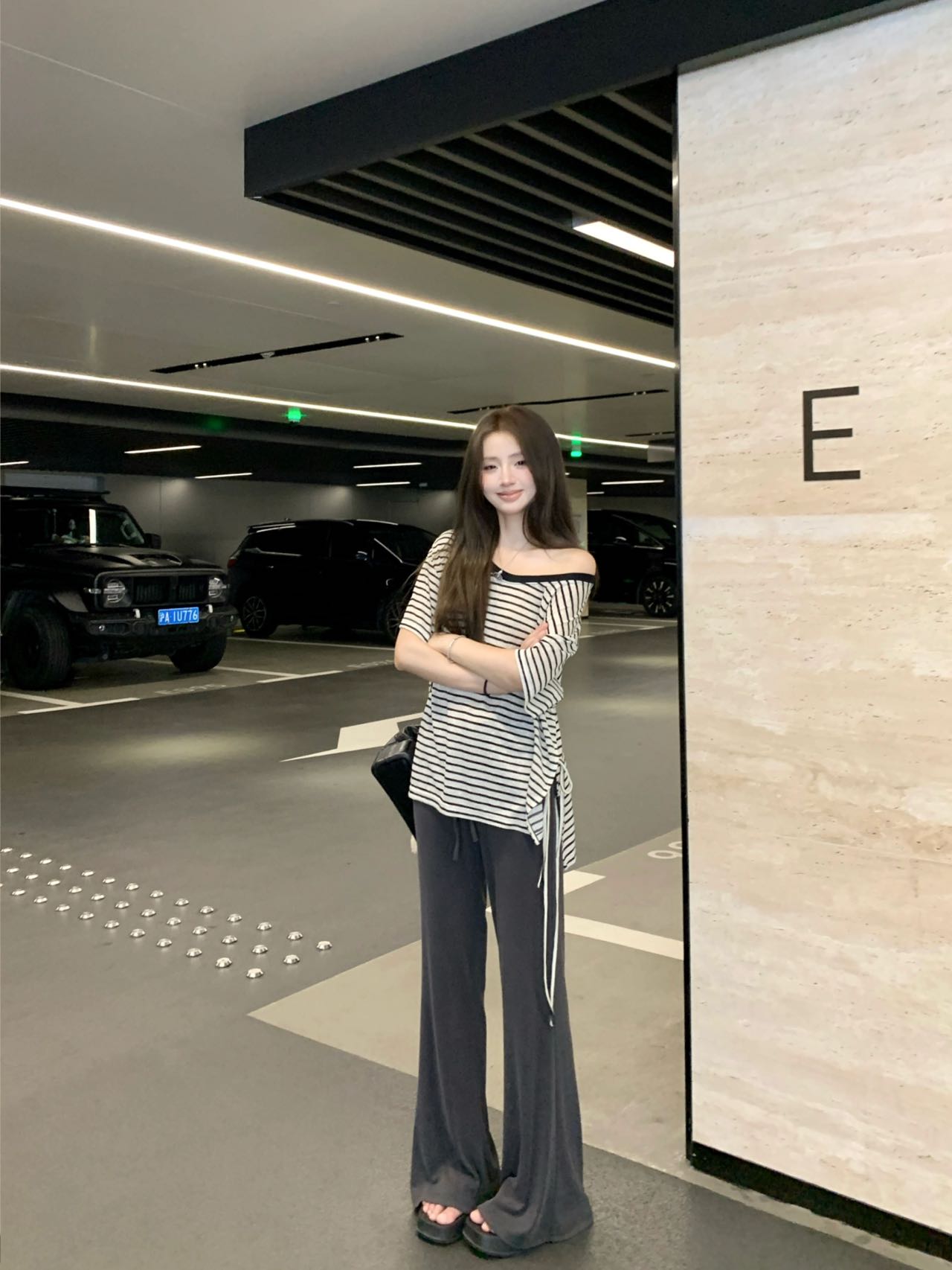 2025夏季新款时尚套装气质显瘦条纹短袖上衣性感辣妹洋气休闲长裤