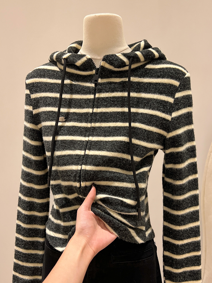 连帽条纹磨毛加厚卫衣外套女秋冬内搭可外穿修身显瘦拉链开衫上衣