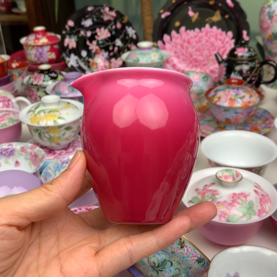 景德镇胭脂红渐变色