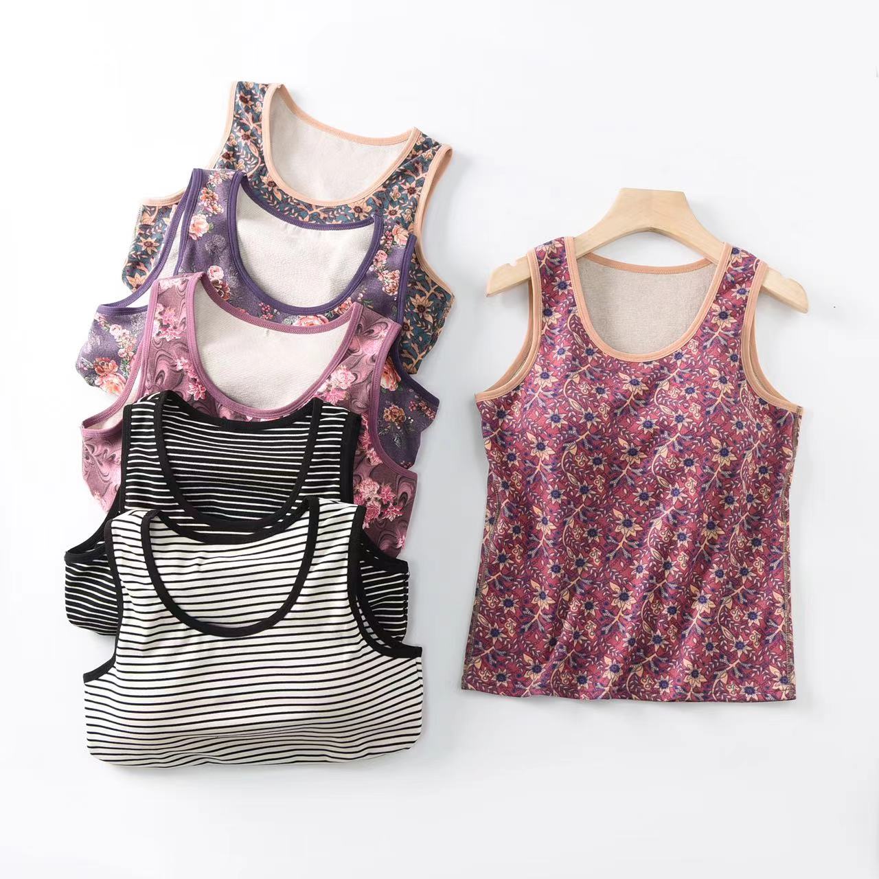 当当家-（一体杯垫）舒适百搭加厚保暖休闲小花条纹背心-2412