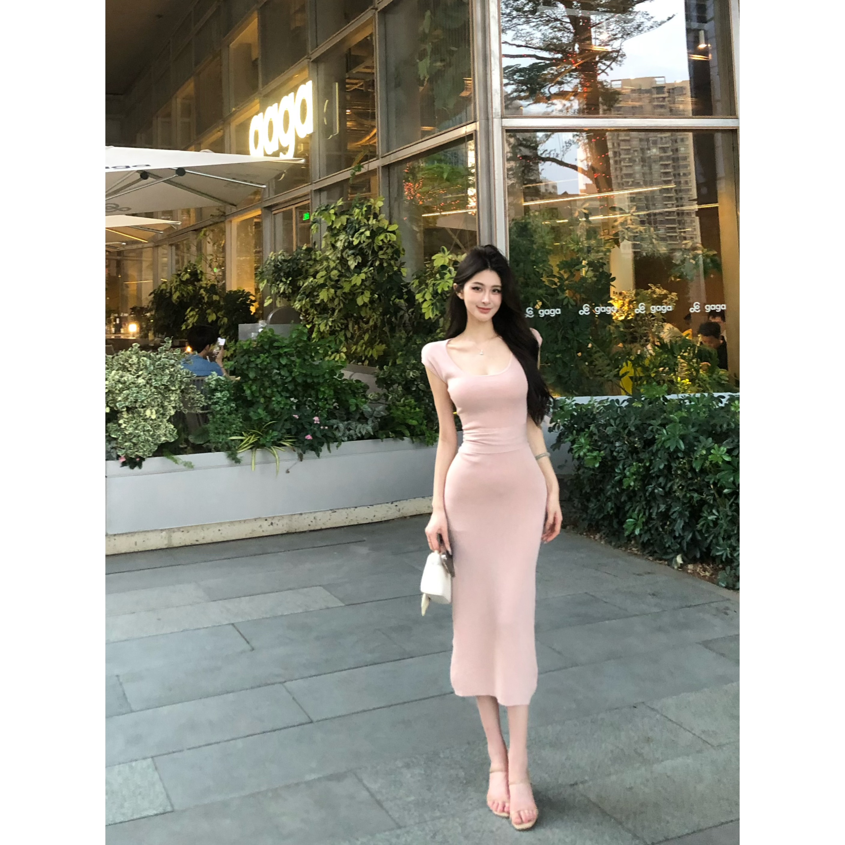 早秋温柔涟漪设计感小众针织绑带性感收腰连衣裙镂空包臀裙女6795