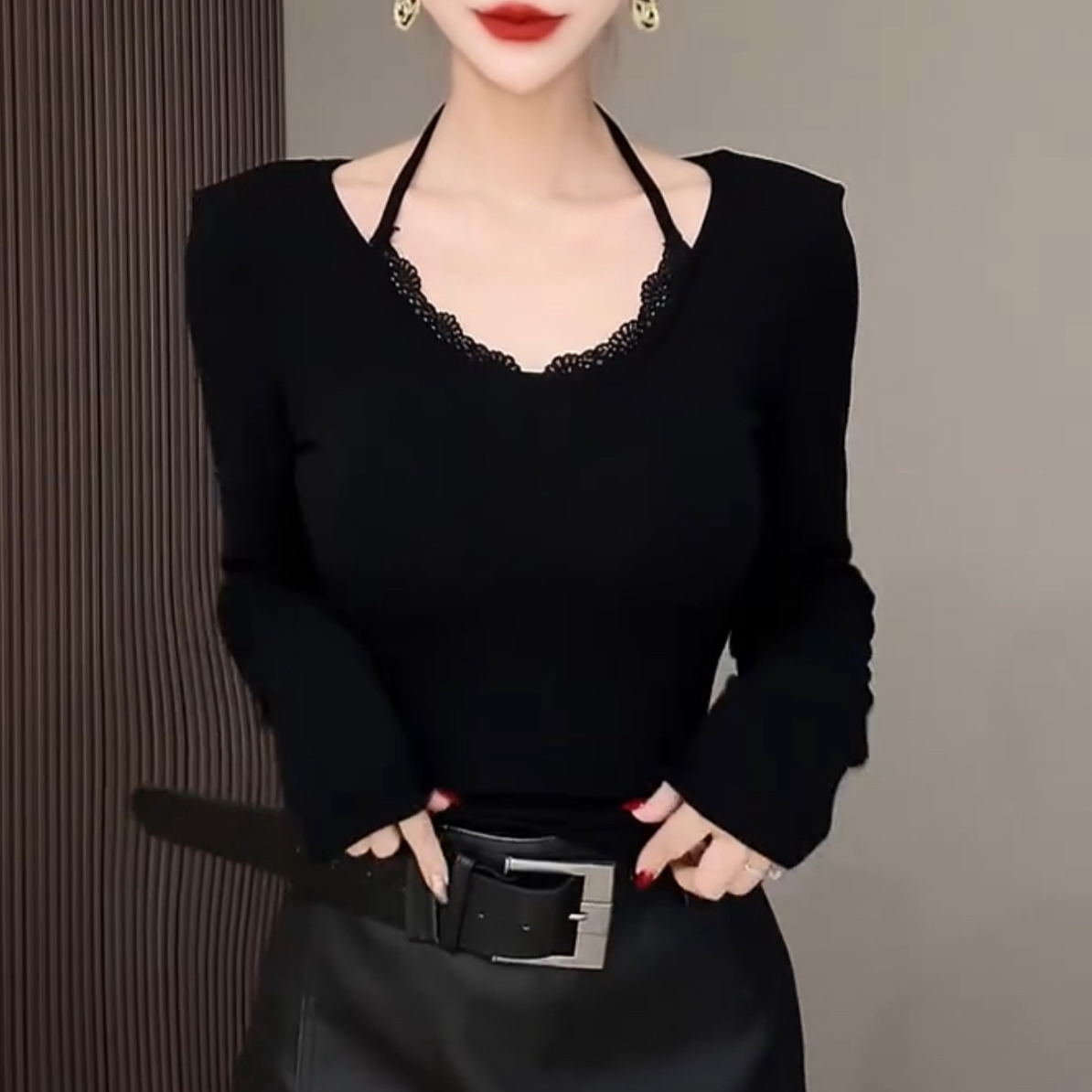 性感蕾丝V领气质显瘦秋冬修身长袖打底衫T恤