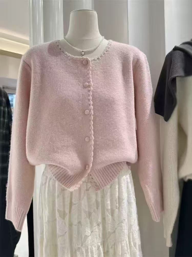 秋冬新款韩系重工手工勾花小香风圆领毛衣开衫