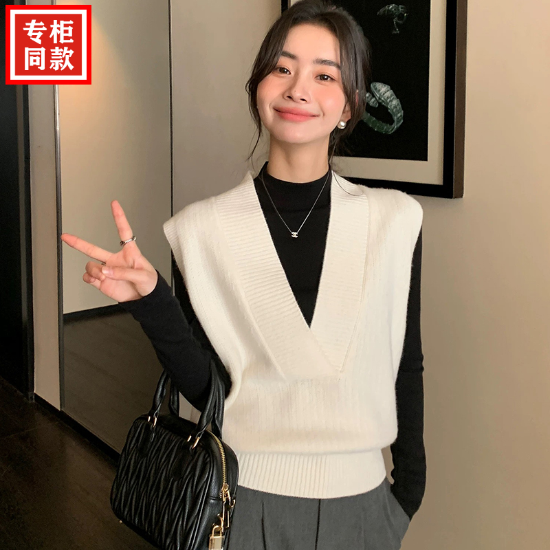 高级感羊毛针织马甲女秋冬V领气质叠穿毛衣外搭打底背心坎肩上衣