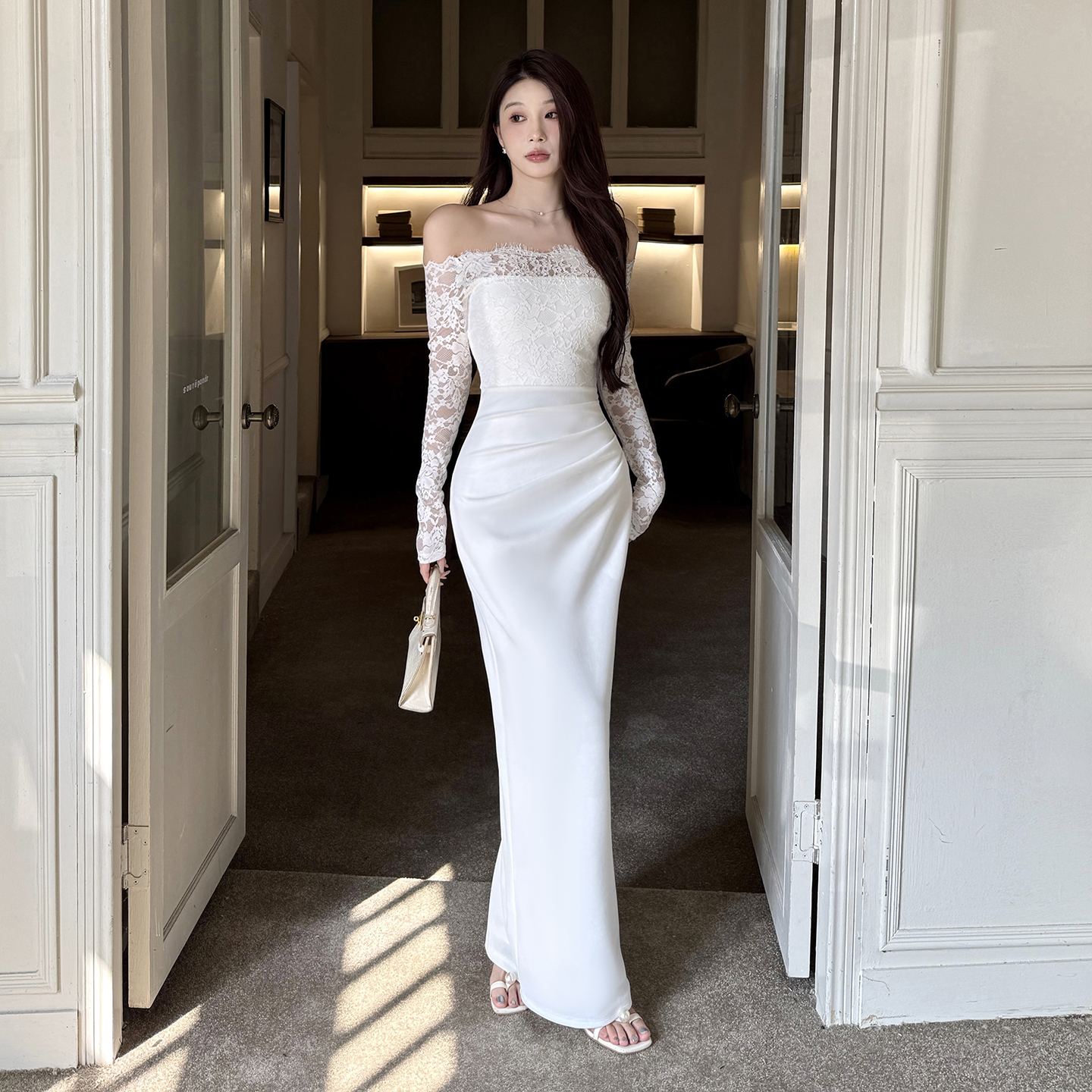纯欲性感一字肩蕾丝礼服裙2025新款收腰显瘦约会御姐气质包臀长裙