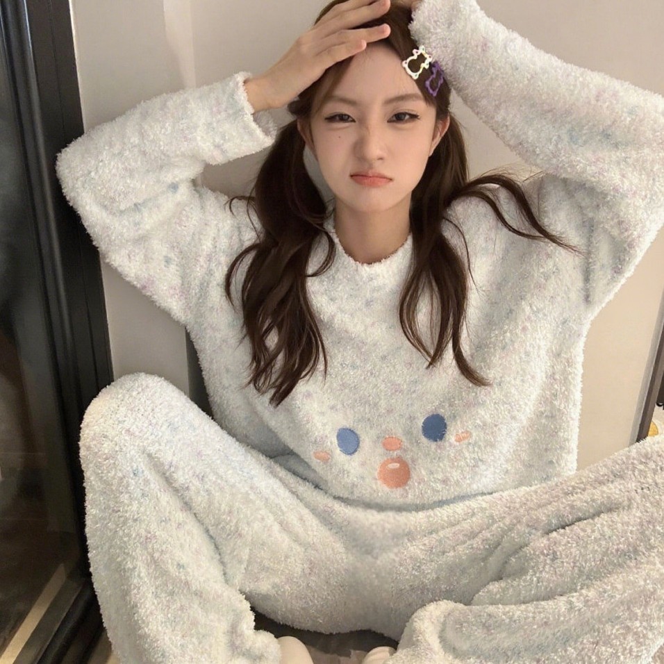 秋冬季新款半边绒睡衣女加绒加厚刺绣甜美可爱笑脸保暖家居服套装