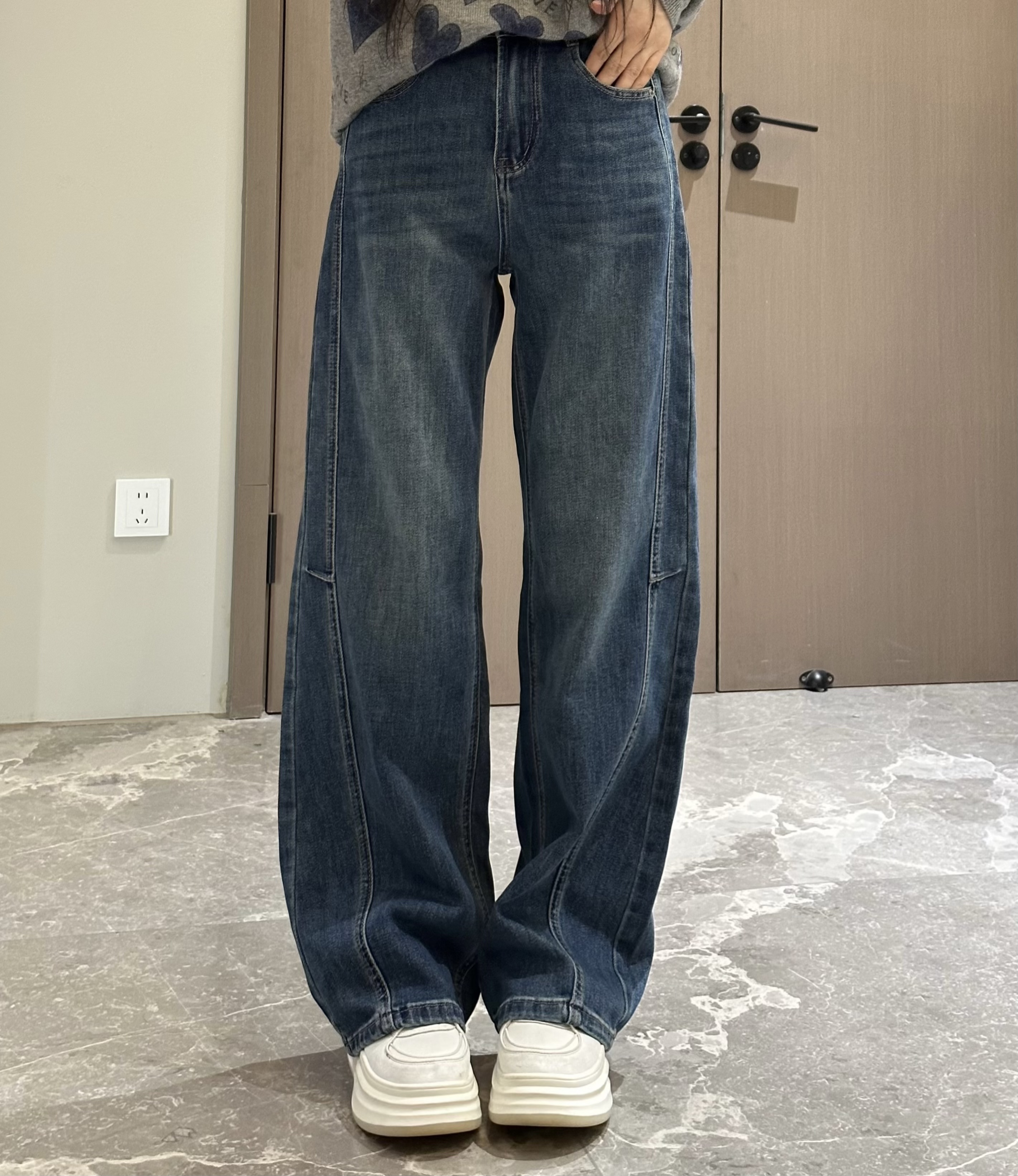 宿慕SUMU 休闲牛仔弯刀裤 9-11秋季2025百搭立体裁剪牛仔裤32953
