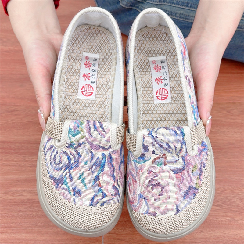 2025春季新款老北京布鞋时尚休闲女单鞋软底舒适轻便一脚蹬懒人鞋