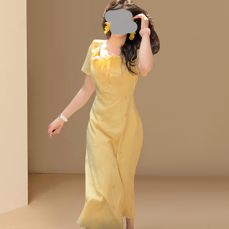 胖mm大码掐腰连衣裙2026夏季新款显瘦女装法式方领短袖长款A字裙