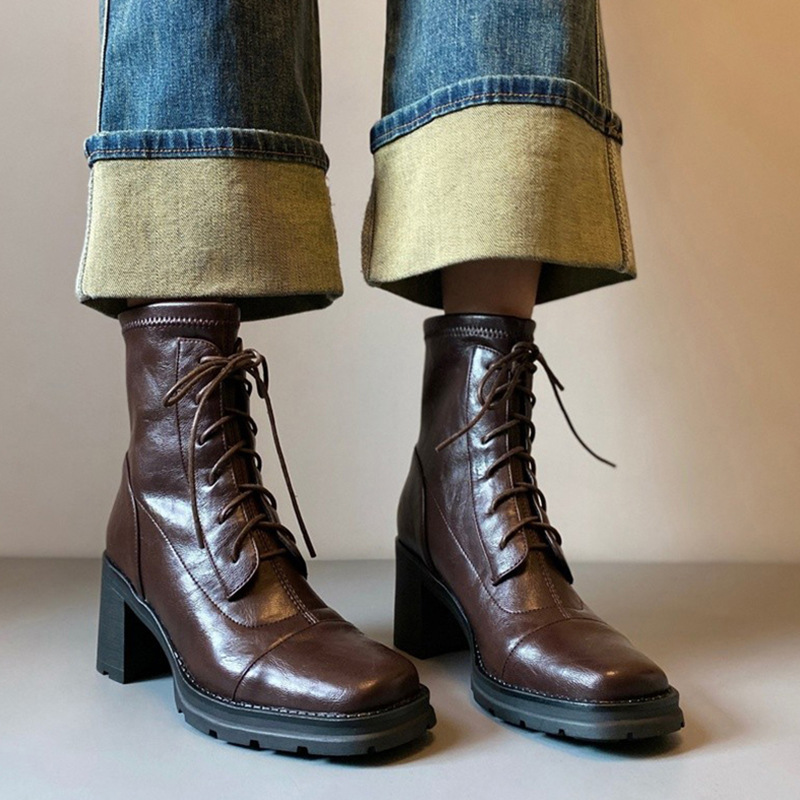 牛皮版~系带高跟马丁靴增高7Cm冬天瘦瘦靴子英伦风酷飒软面短靴女