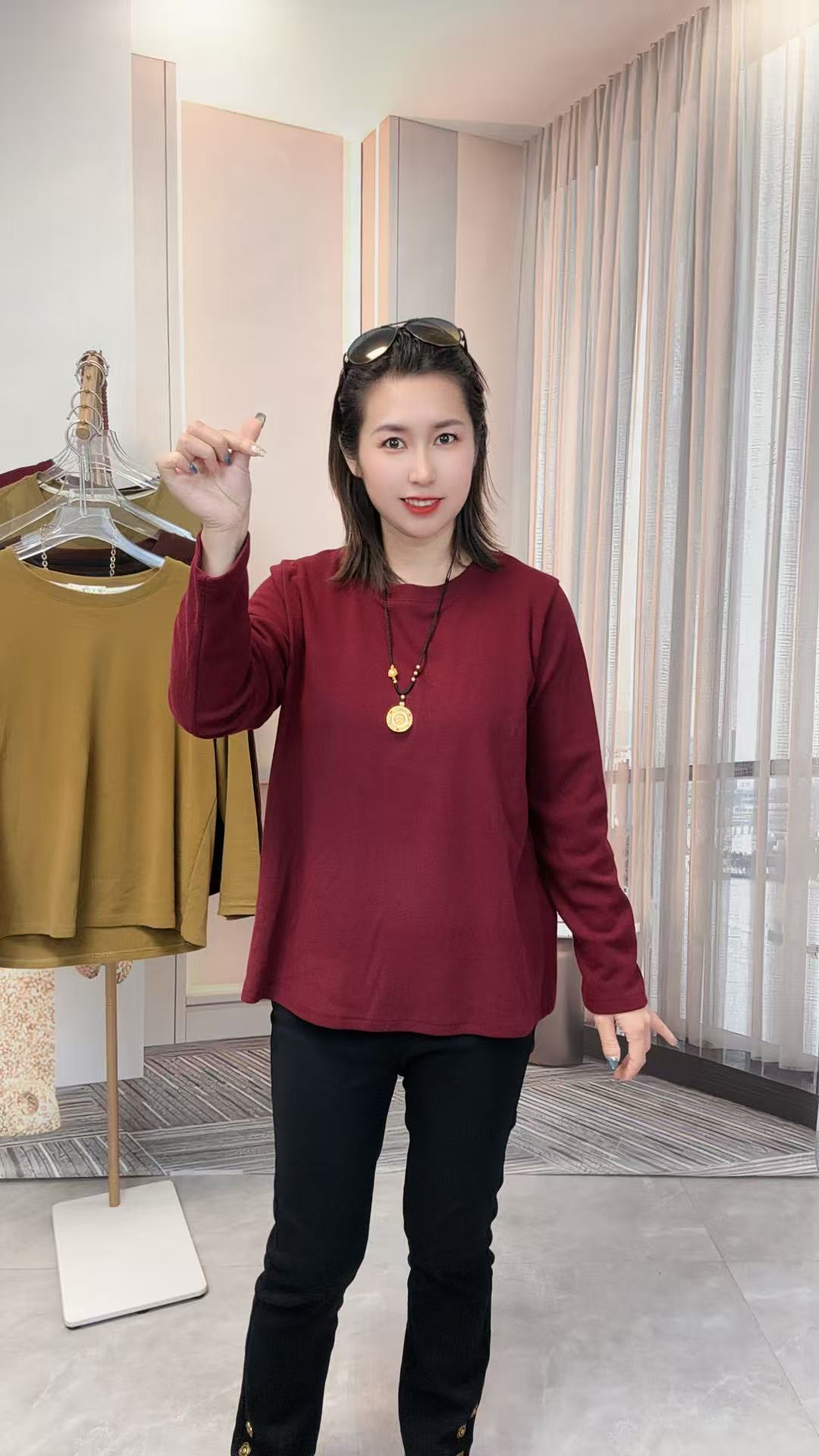 秋冬新款大码宽松显瘦遮肉显瘦时尚百搭圆纯色T恤