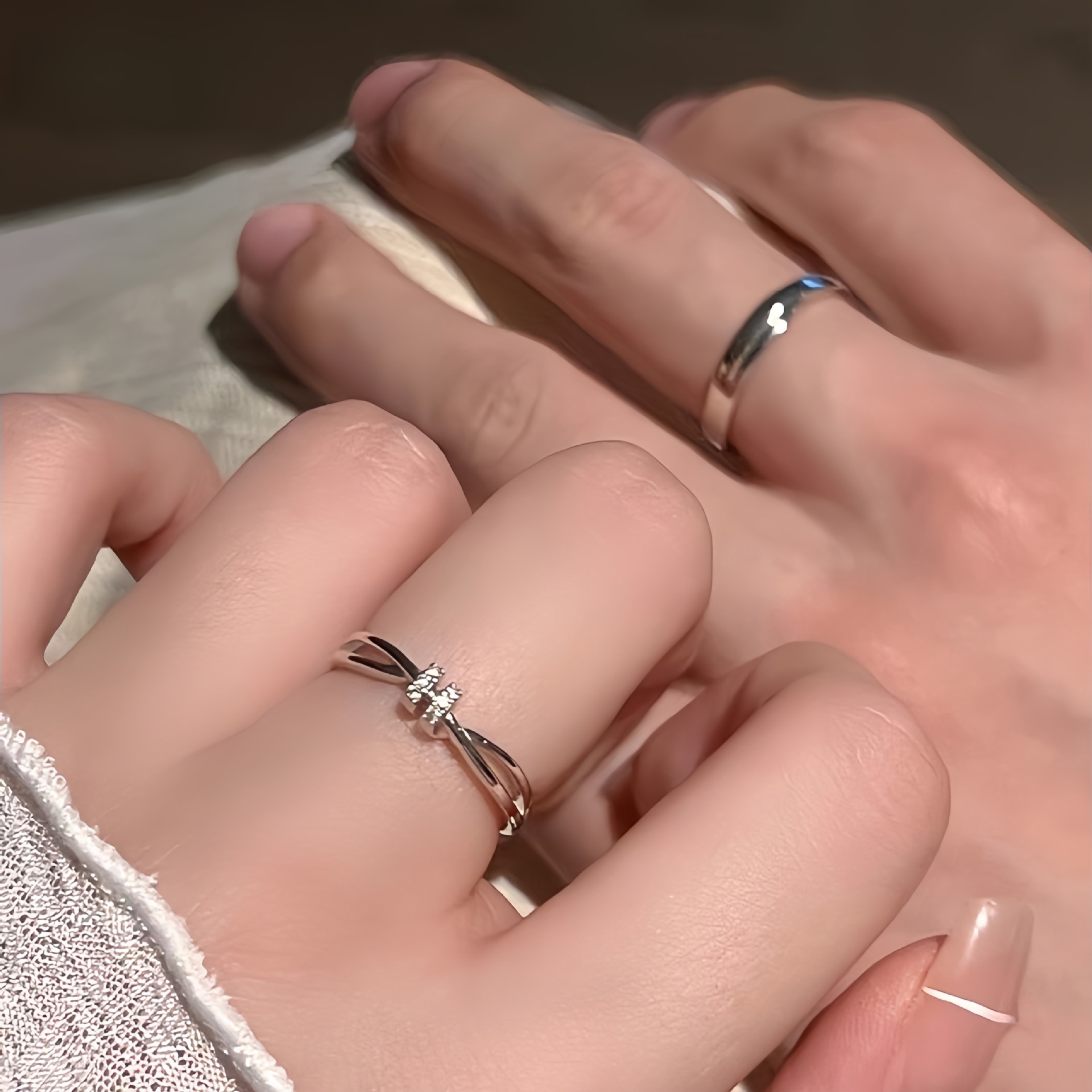 925银戒指 925纯银爱意交织情侣戒指一对男女小众轻奢高级感对戒