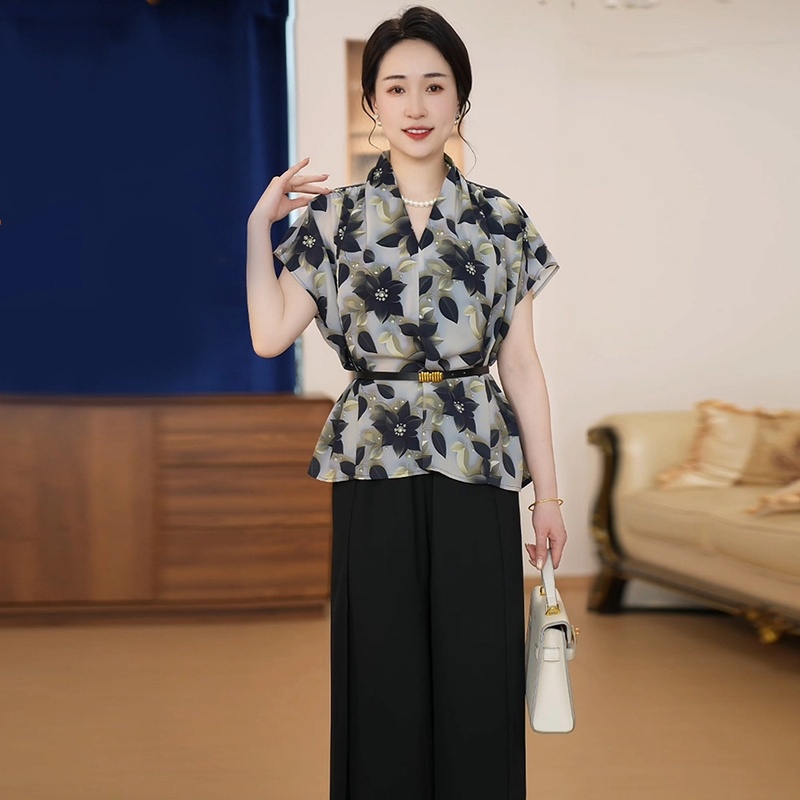 母亲节礼物妈妈装裤子气质休闲套装宽松中年时尚夏季洋气感两件套