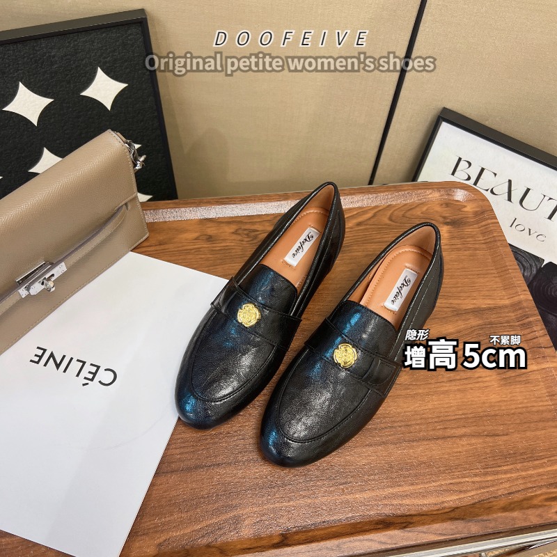朵菲雯DOOFEIVE~增高5cm山茶花扣乐福鞋秋季圆头黑色英伦风小皮鞋