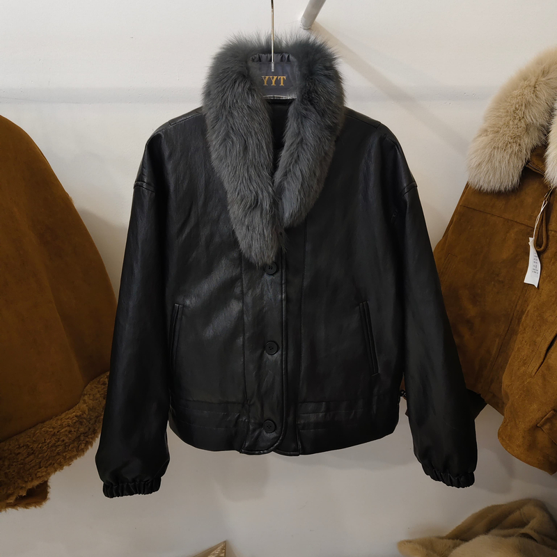 洋气可脱卸狐狸毛围脖白鸭绒羽绒服女2025新款高级感宽松皮衣外套