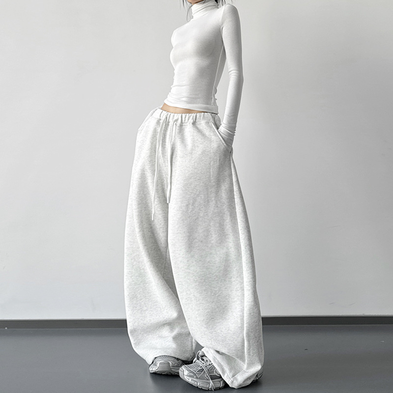 白色超火运动裤女2025新款窄版弯刀裤冬季款阔腿裤休闲束脚卫裤