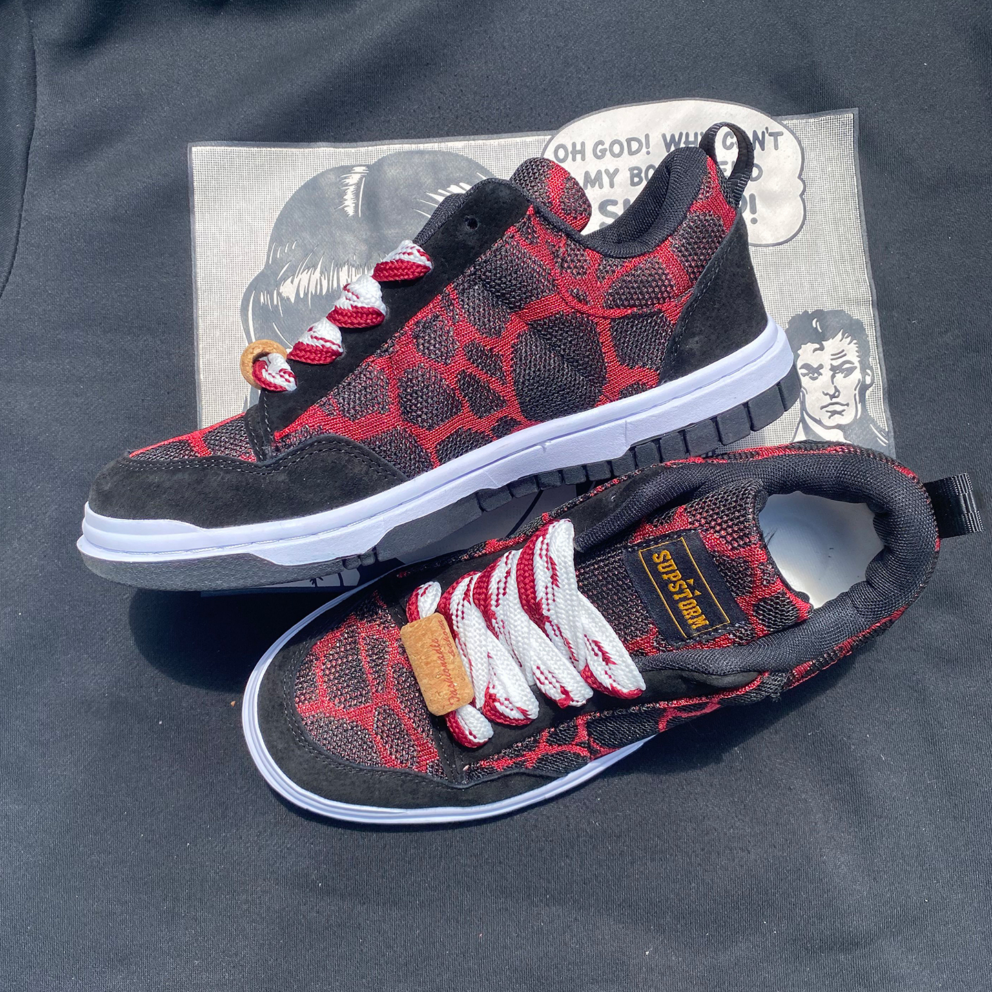 爆款秋季新款黑红拼色情侣面包鞋那些女鞋大码百搭潮流休闲滑板鞋